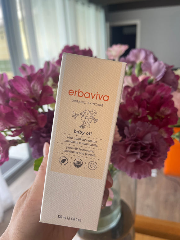 Why we love Erbaviva  Baby Oil on our body